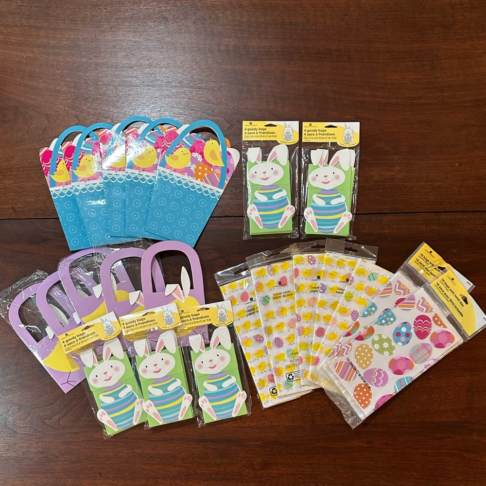 Set of 66 American Greetings Easter Gifts Bags Plus 25 Tissue Paper Lot